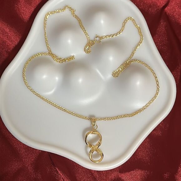 Real 18K Saudi Gold Chain Necklace with Infinity Pendant - Picture 1 of 8